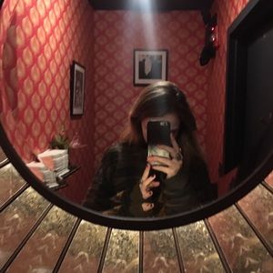 Meet your Posher, Clare